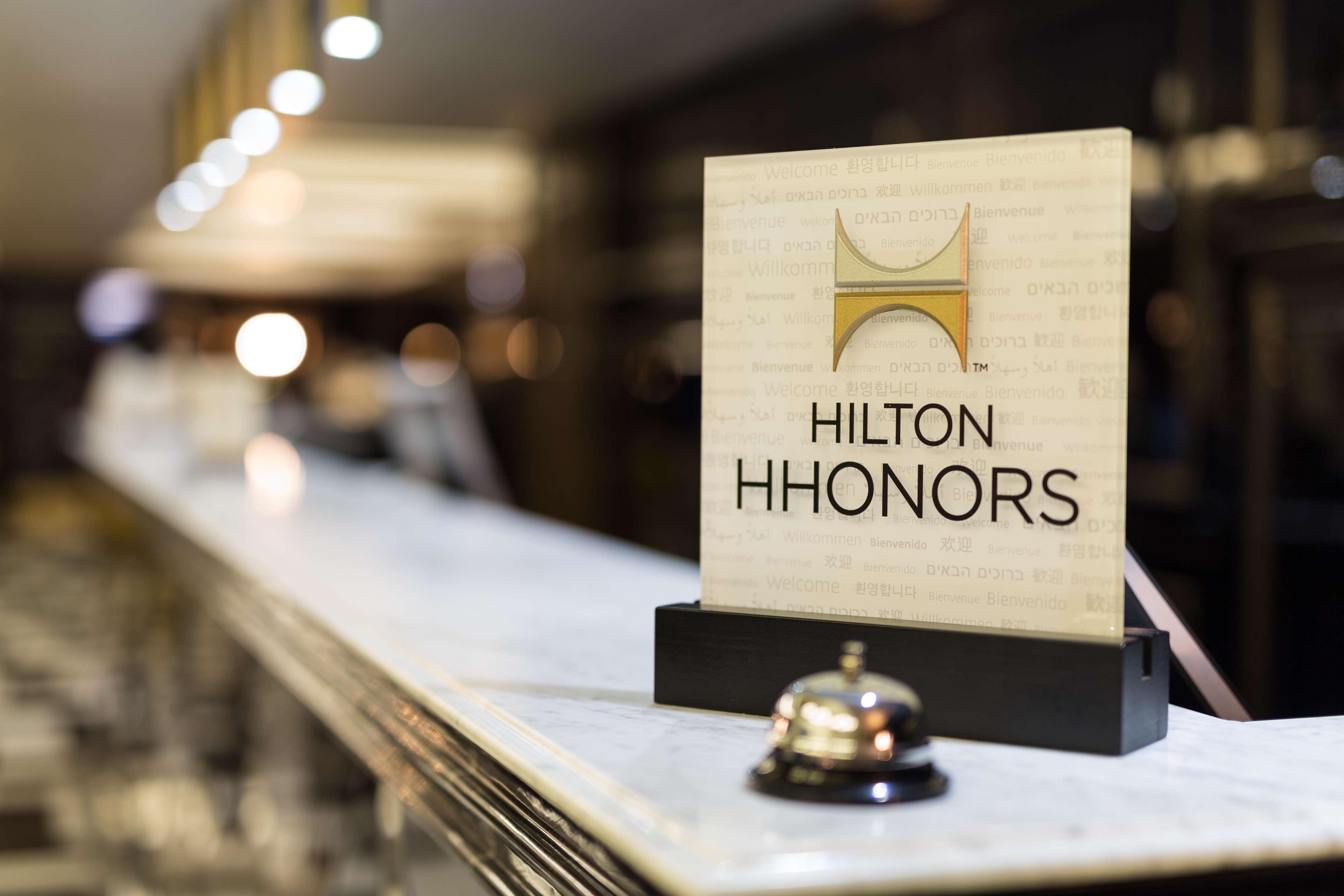 Doubletree By Hilton Airport