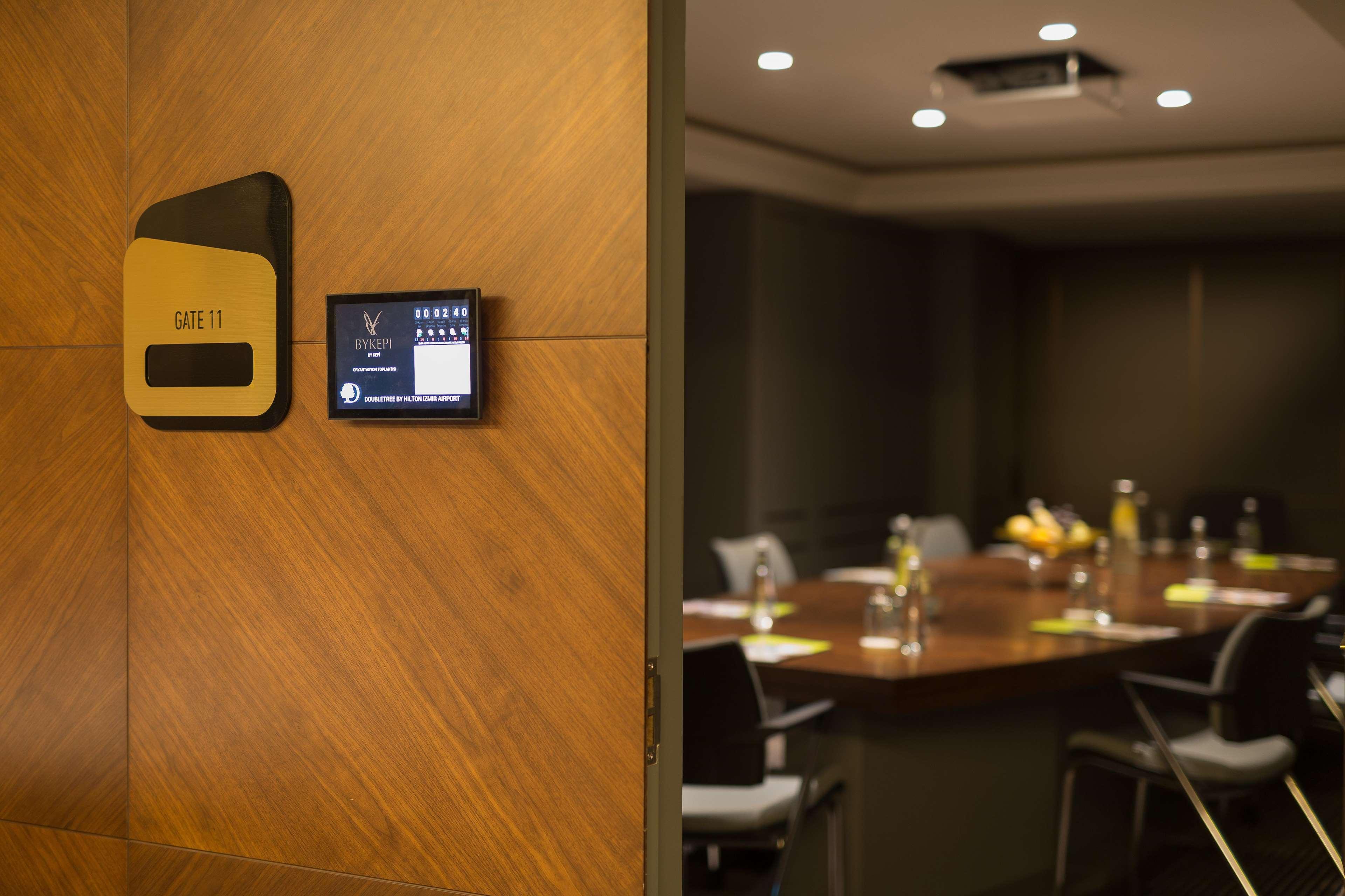 Doubletree By Hilton Airport Hotel 4*