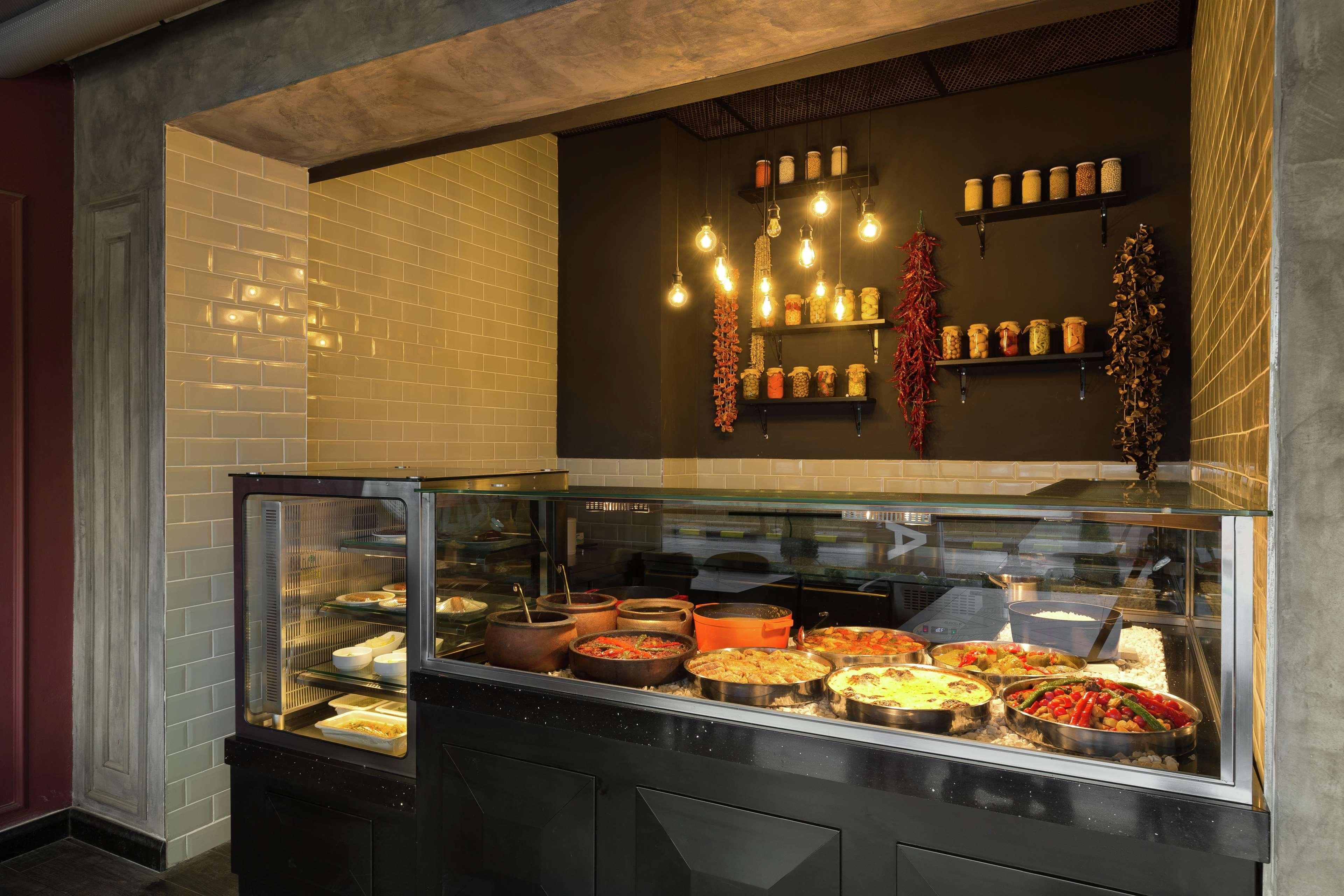 Hotel Doubletree By Hilton Airport İzmir