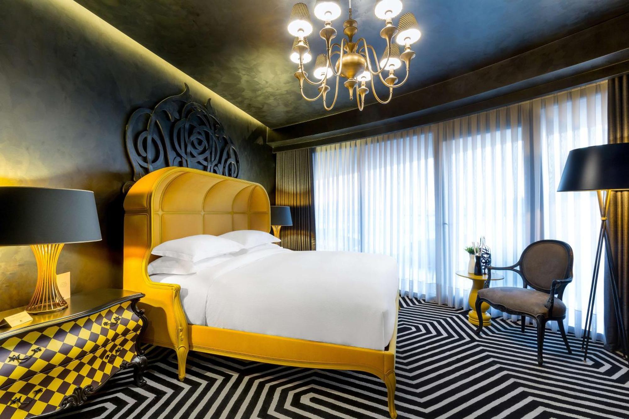 Doubletree By Hilton Airport 4* İzmir